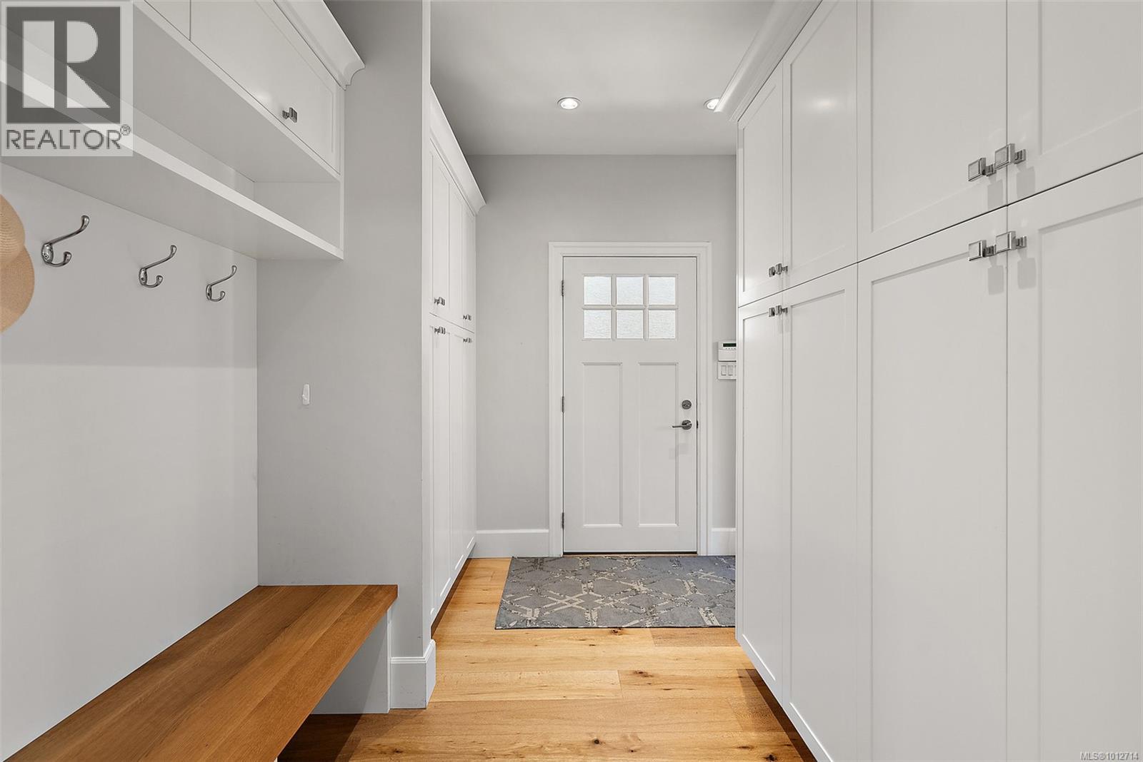 Photo 36 of 2174 Beaverbrooke St, Oak Bay BC