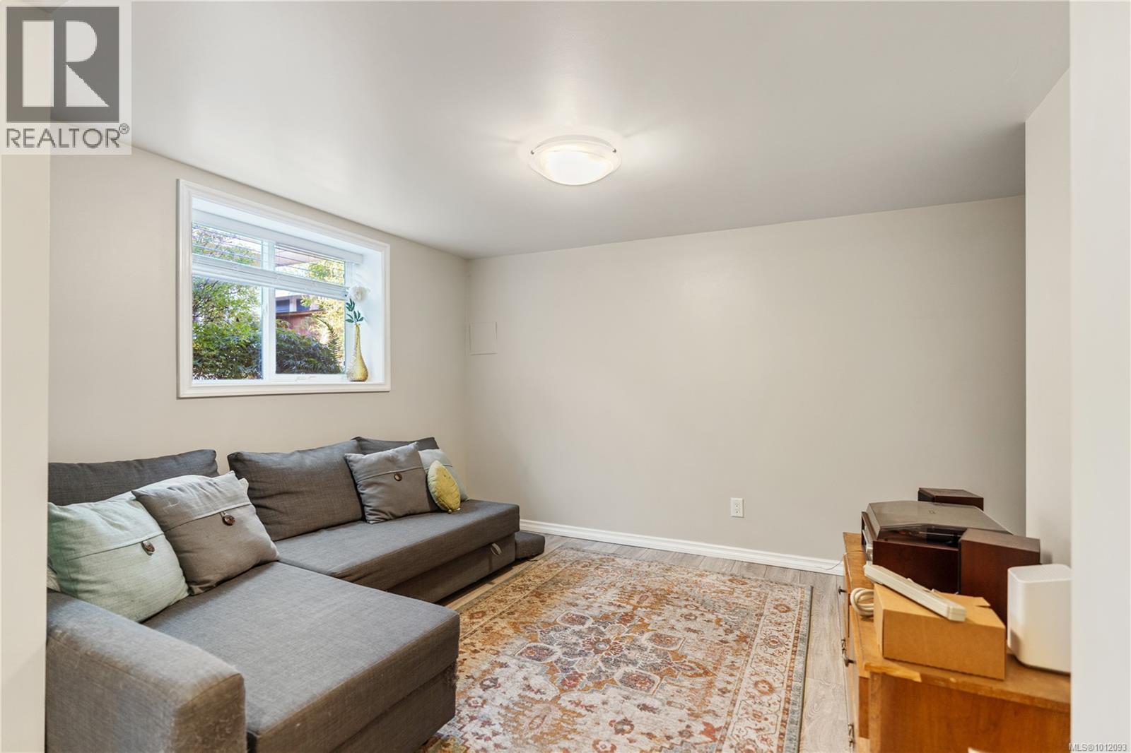 Photo 26 of 1468 Stroud Rd, Victoria BC