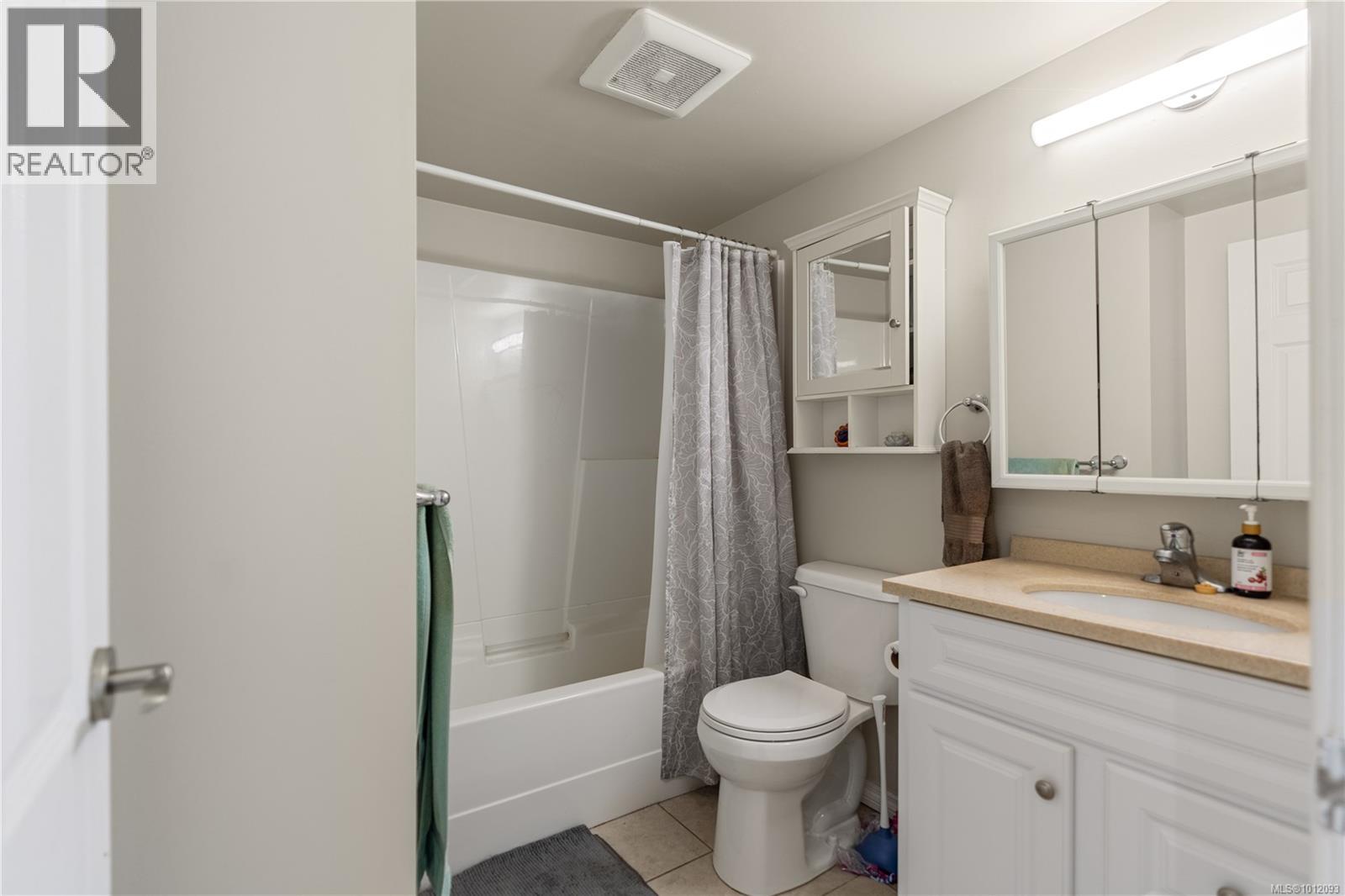 Photo 30 of 1468 Stroud Rd, Victoria BC