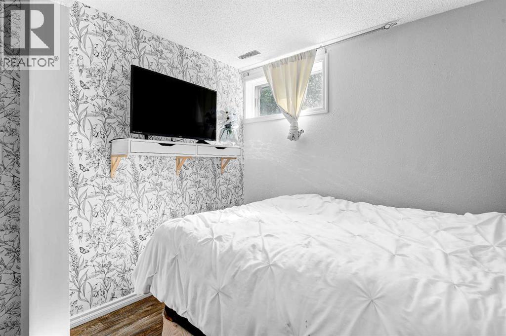 Photo 24 of 9717 73 Avenue, Grande Prairie AB