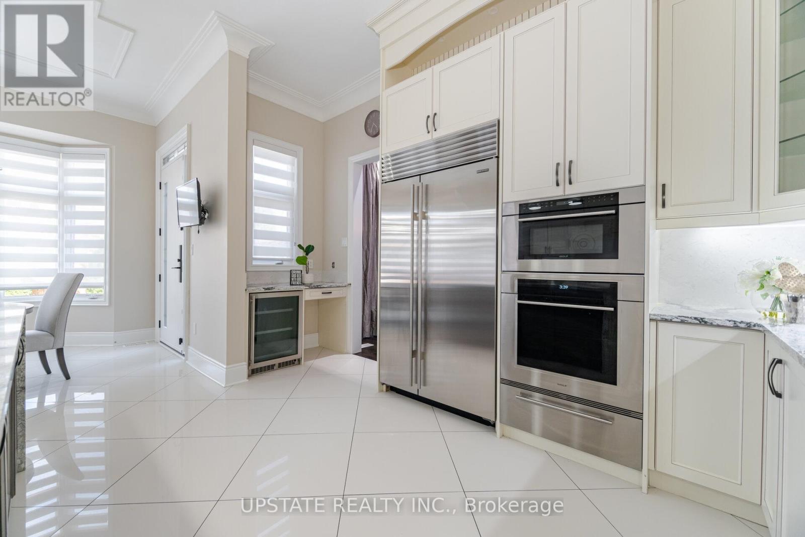 Photo 14 of 57 Elbern Markell Drive, Brampton ON