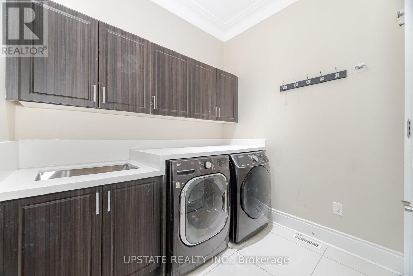 Photo 22 of 57 Elbern Markell Drive, Brampton ON