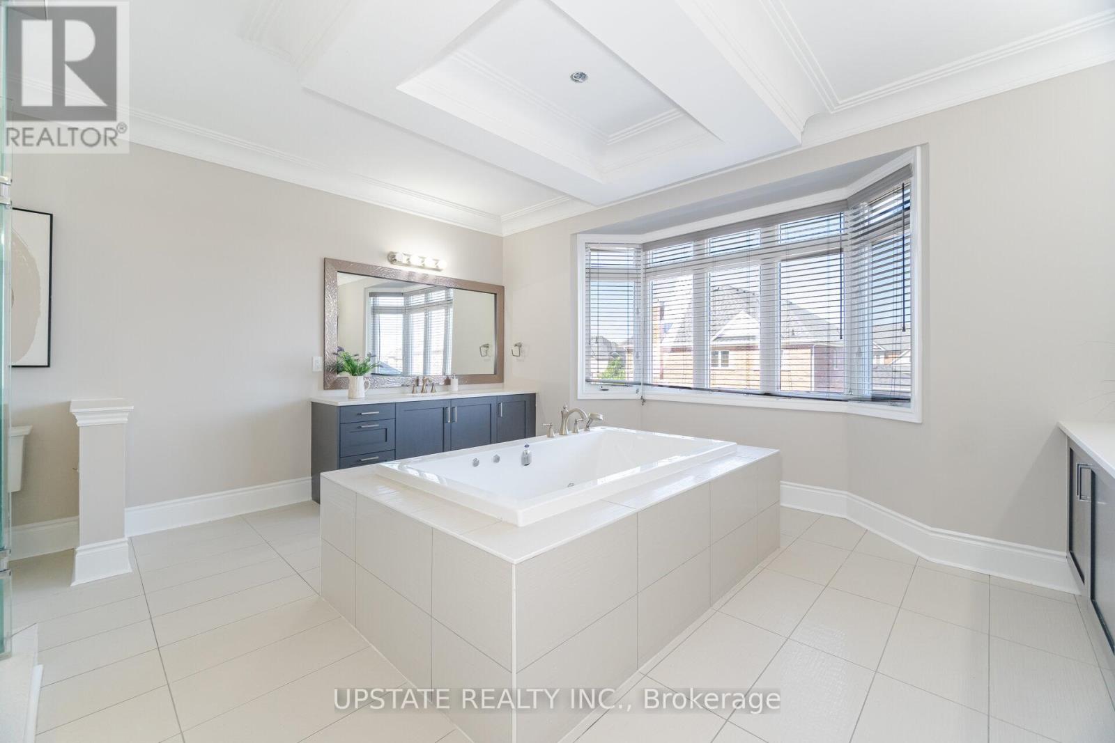 Photo 26 of 57 Elbern Markell Drive, Brampton ON