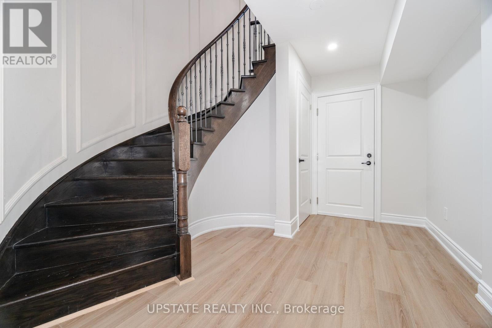 Photo 34 of 57 Elbern Markell Drive, Brampton ON
