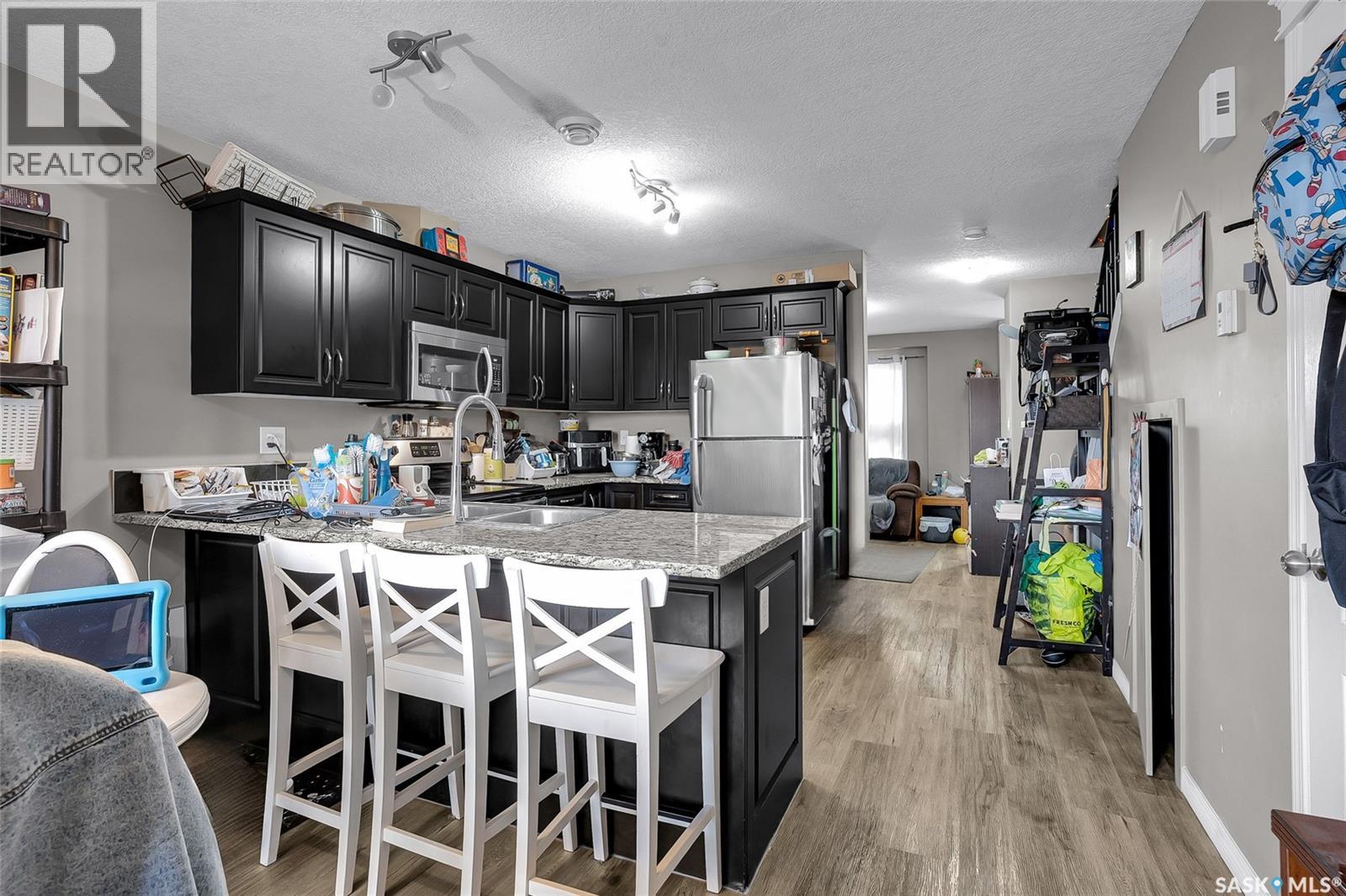 Photo 7 of 103 103 Klassen Crescent, Saskatoon SK