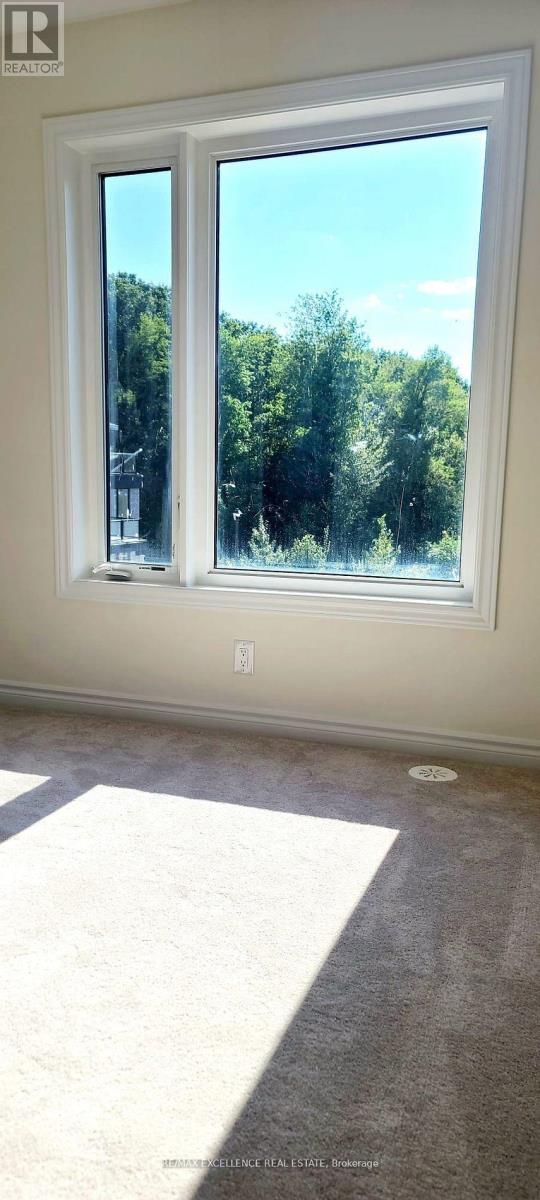 Photo 1 of 41 45 Knotsberry Circle, Brampton ON