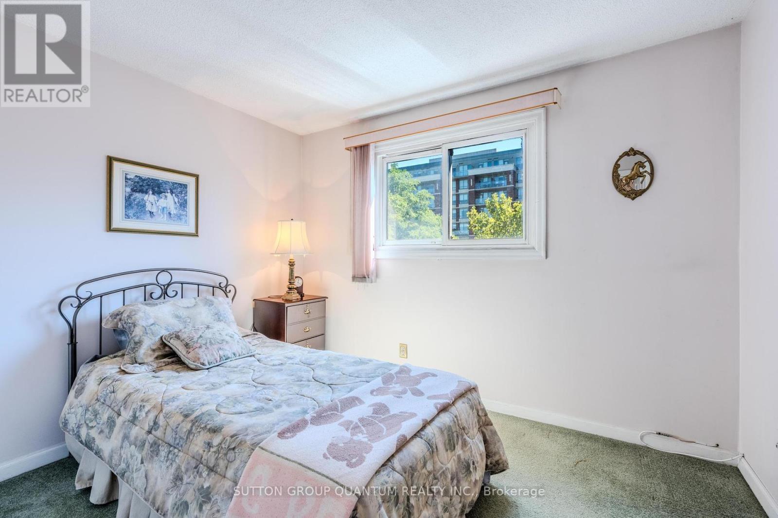 Photo 23 of 15 1020 Walden Circle, Mississauga ON