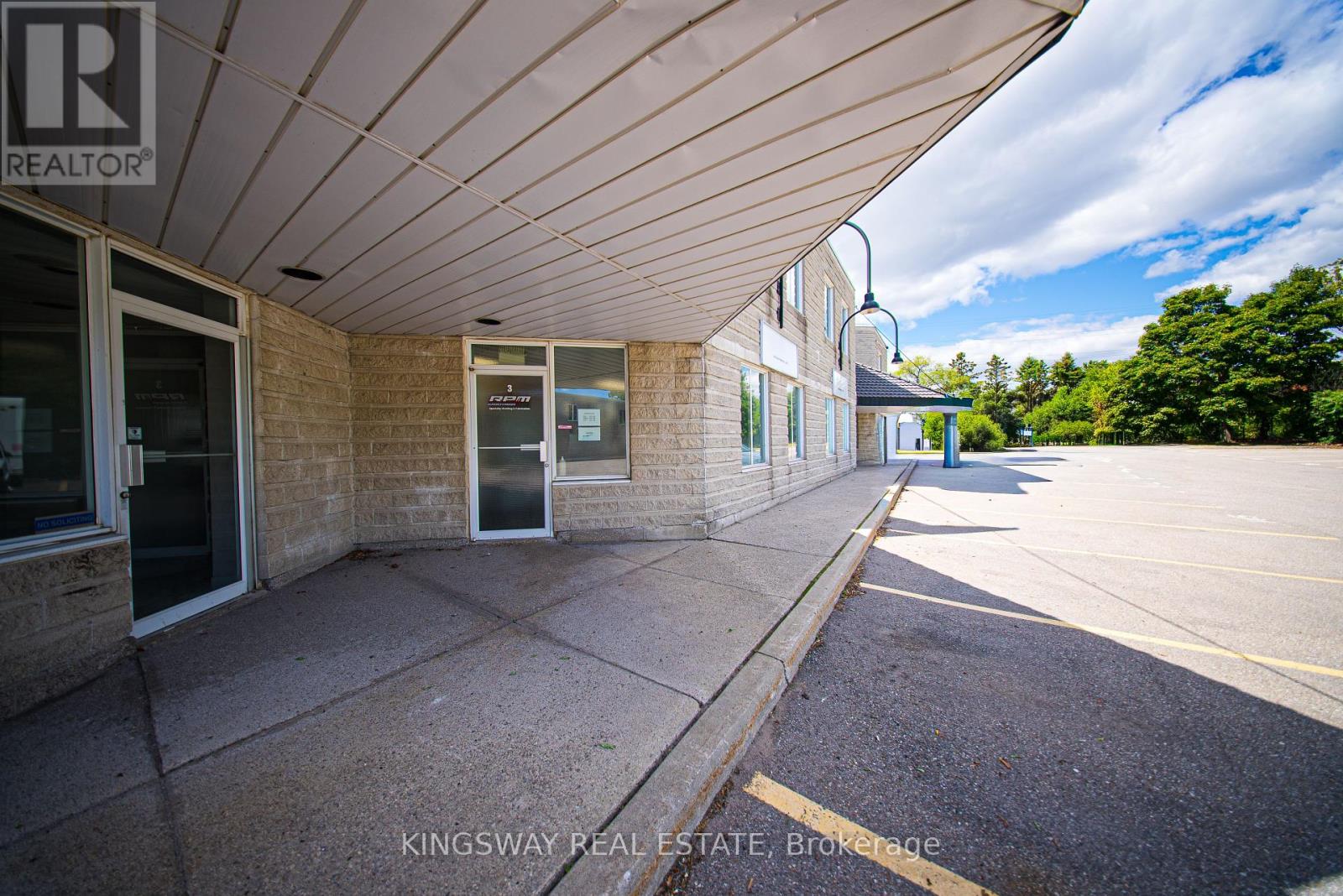 Photo 1 of 3 2359 Royal Windsor Drive, Mississauga ON
