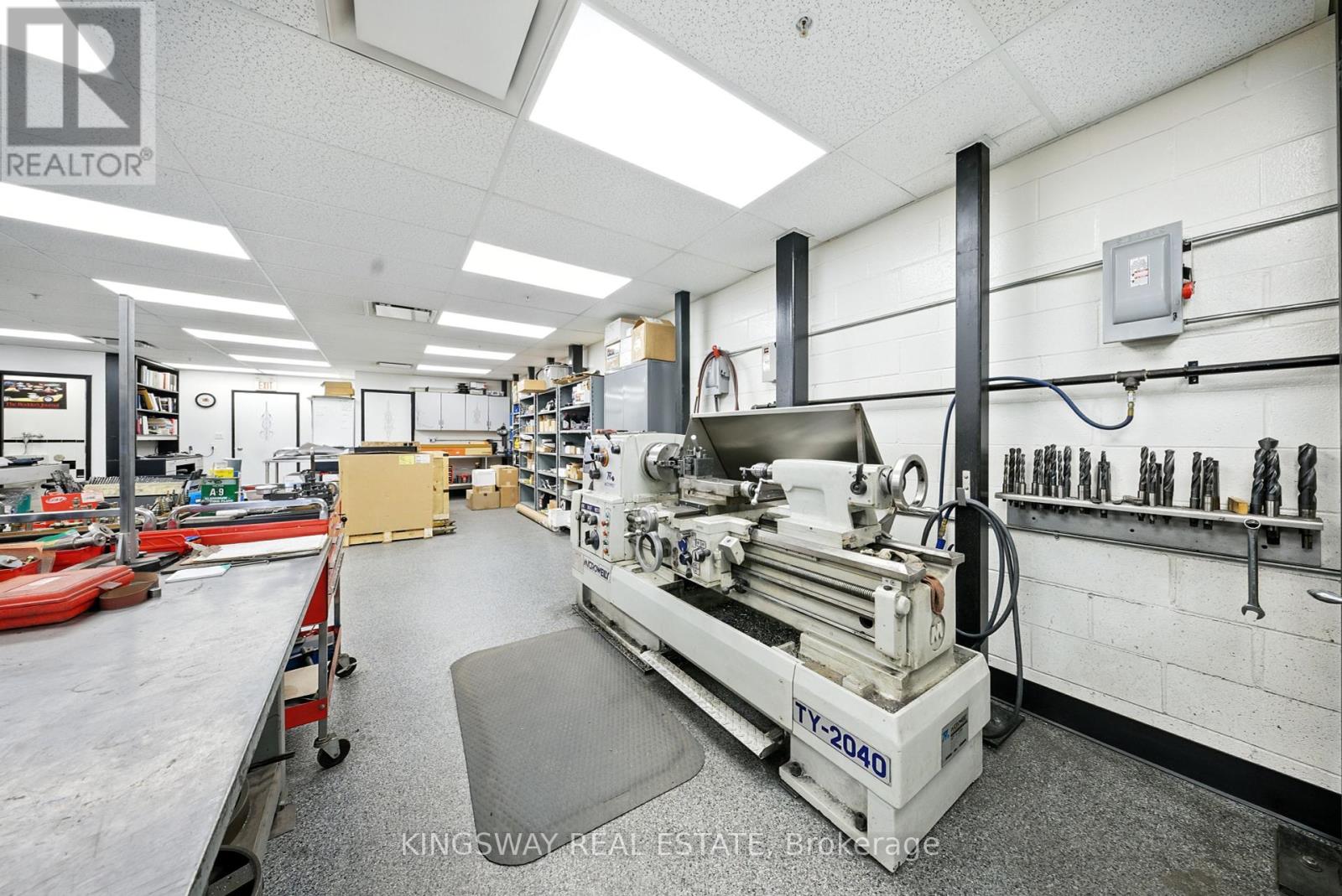 Photo 10 of 3 2359 Royal Windsor Drive, Mississauga ON
