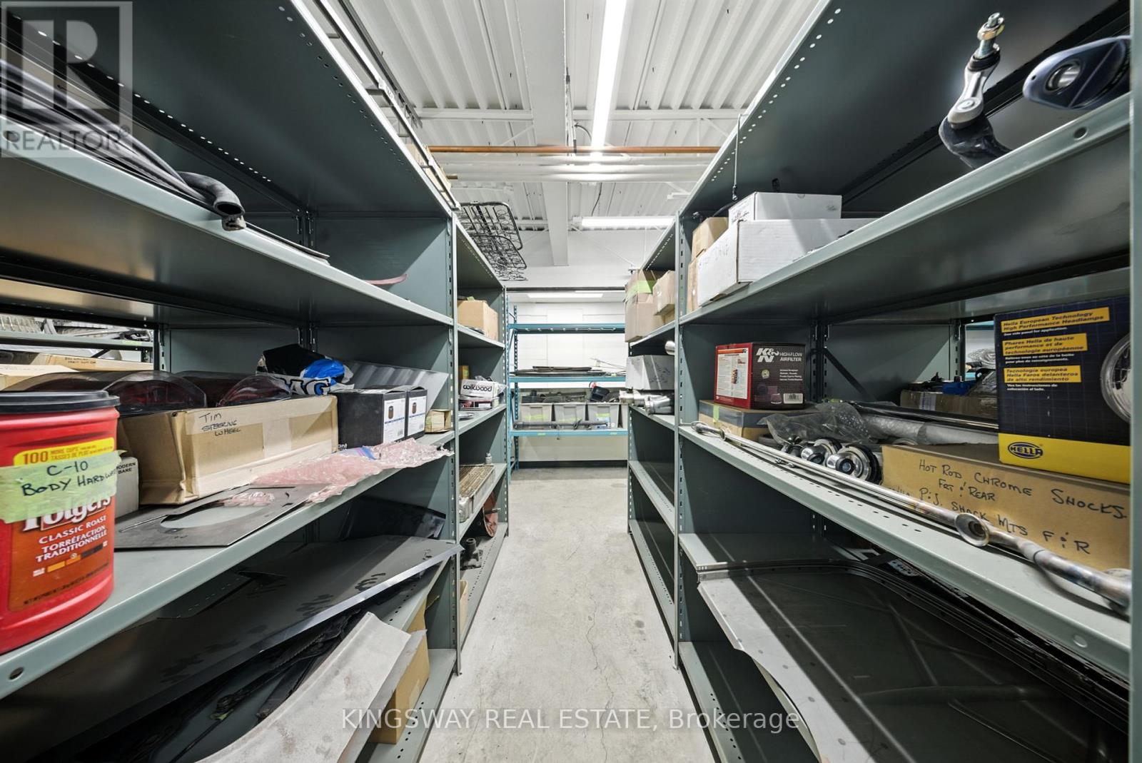 Photo 19 of 3 2359 Royal Windsor Drive, Mississauga ON