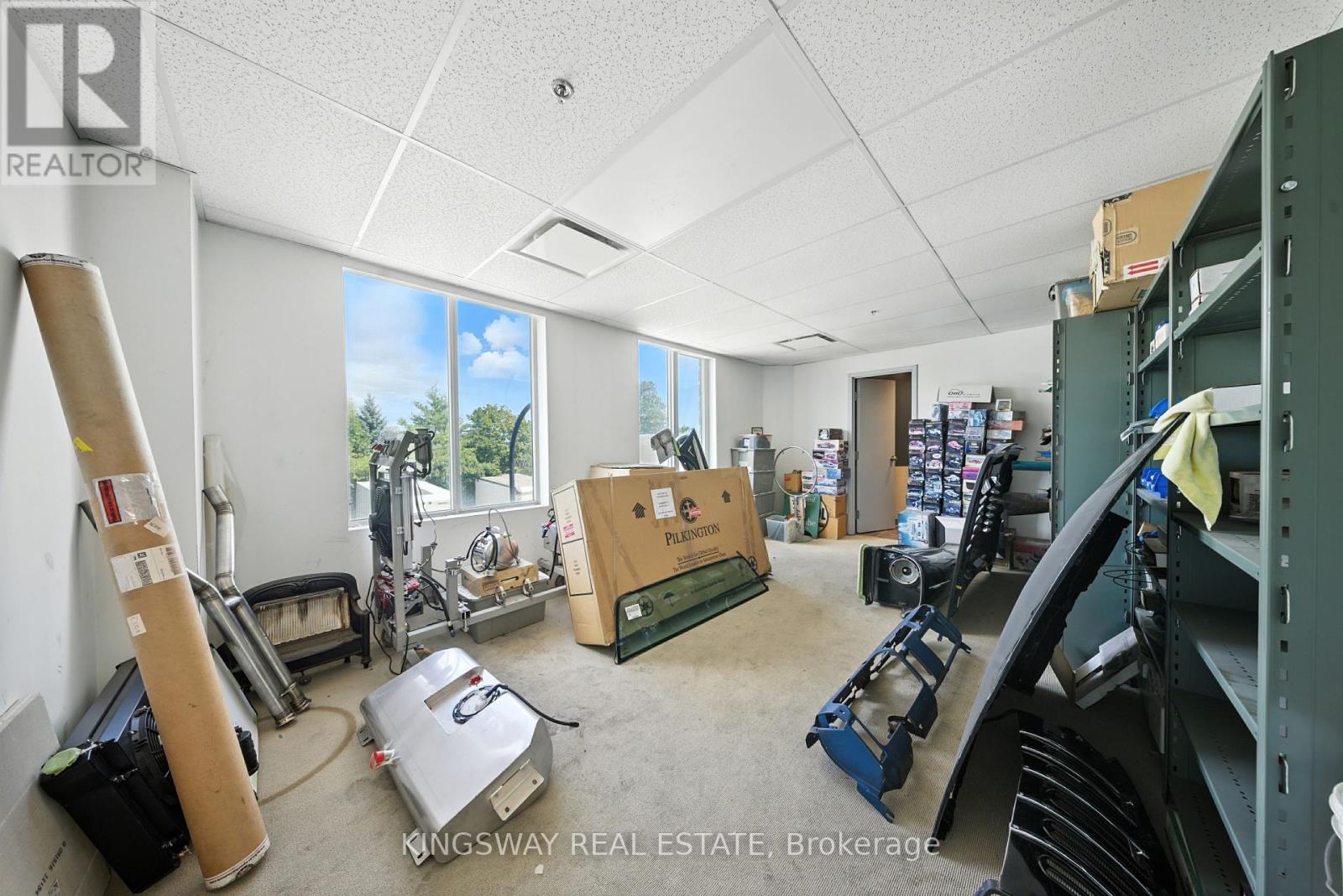 Photo 21 of 3 2359 Royal Windsor Drive, Mississauga ON