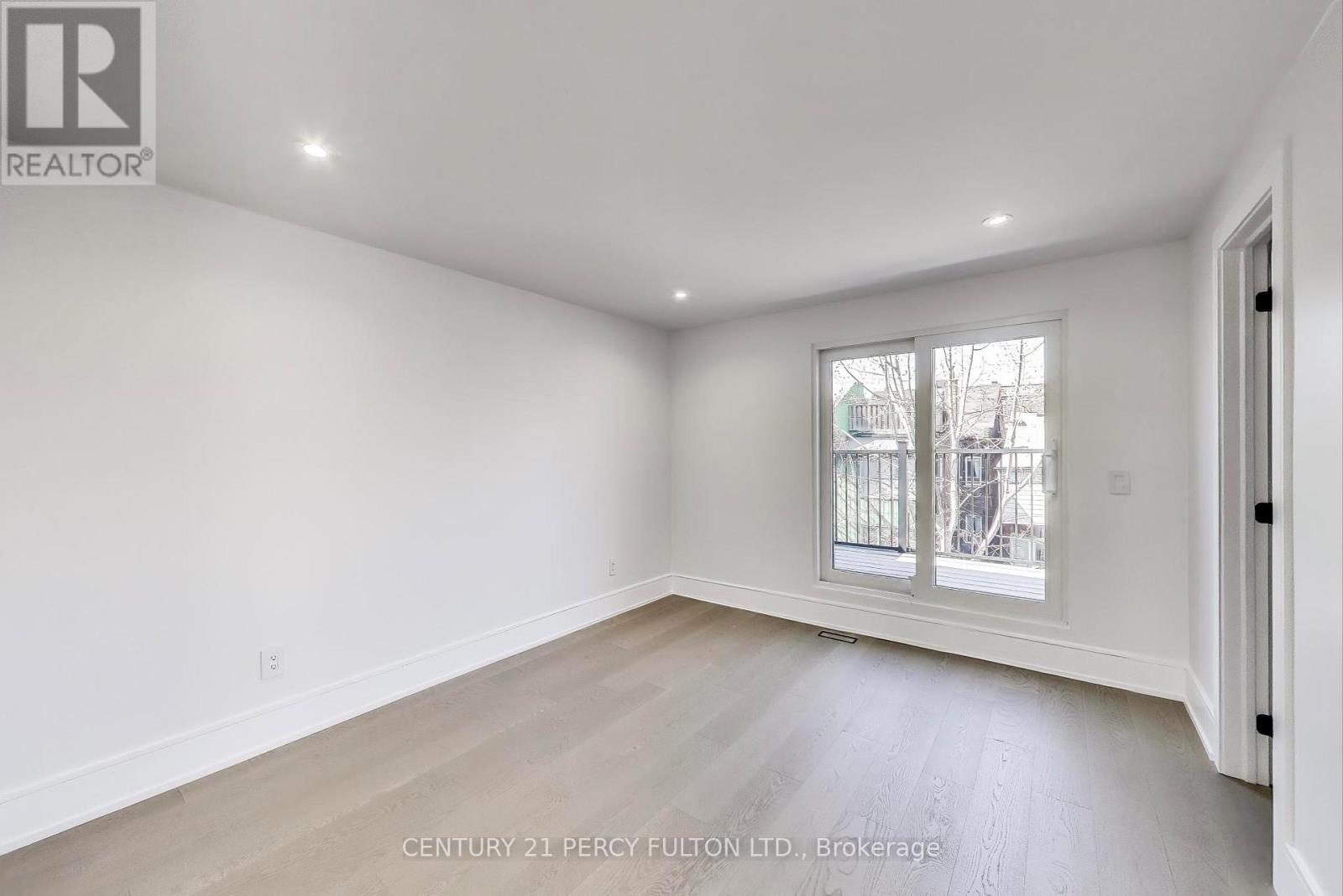 Photo 20 of Unit 1 18 Springhurst Avenue, Toronto ON