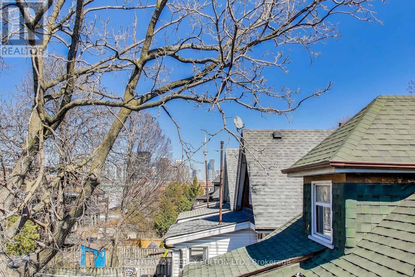 Photo 24 of Unit 1 18 Springhurst Avenue, Toronto ON