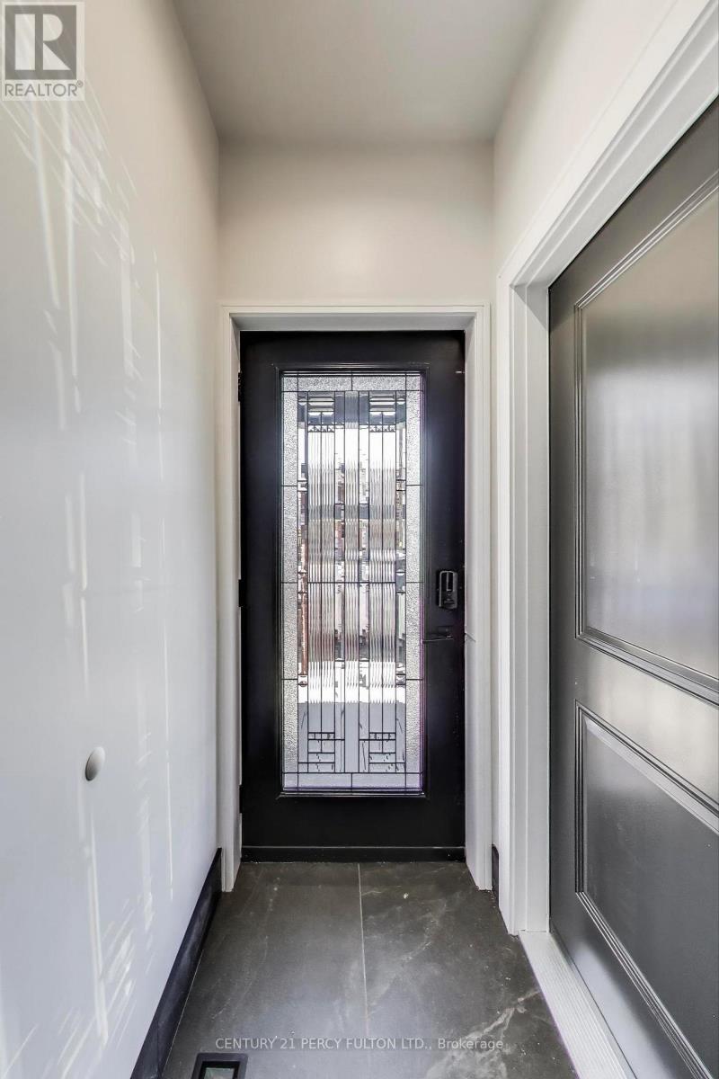Photo 8 of Unit 1 18 Springhurst Avenue, Toronto ON