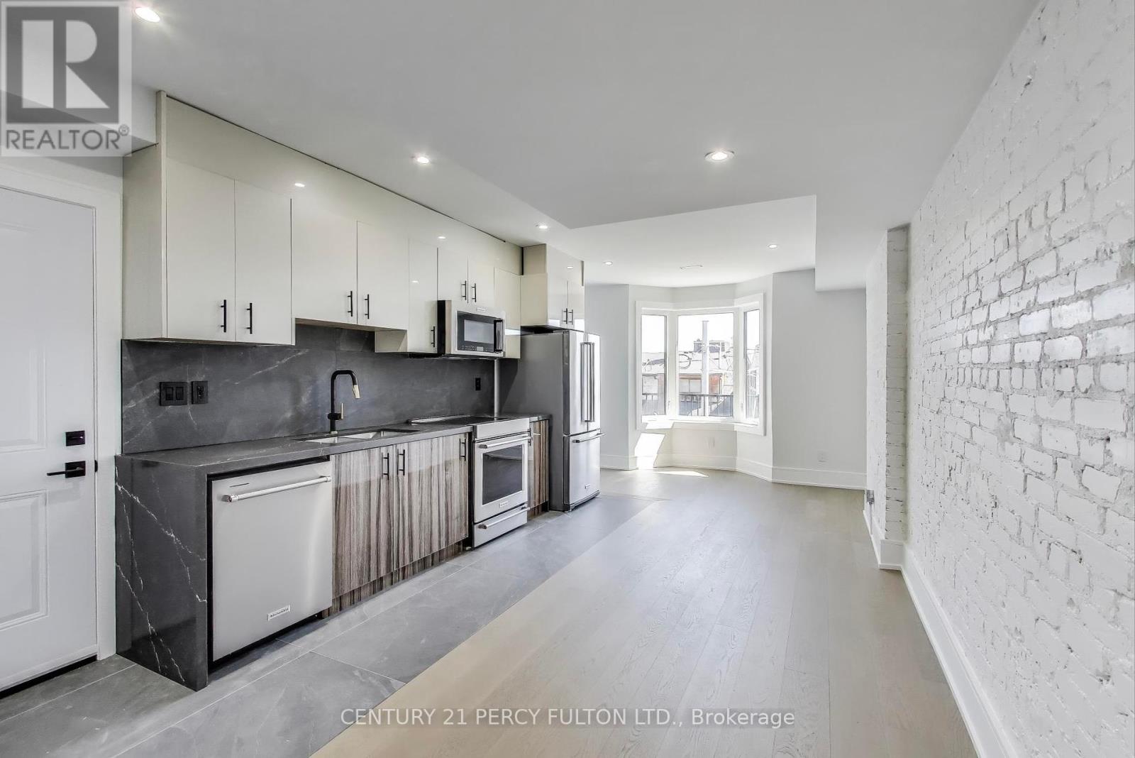 Photo 9 of Unit 1 18 Springhurst Avenue, Toronto ON