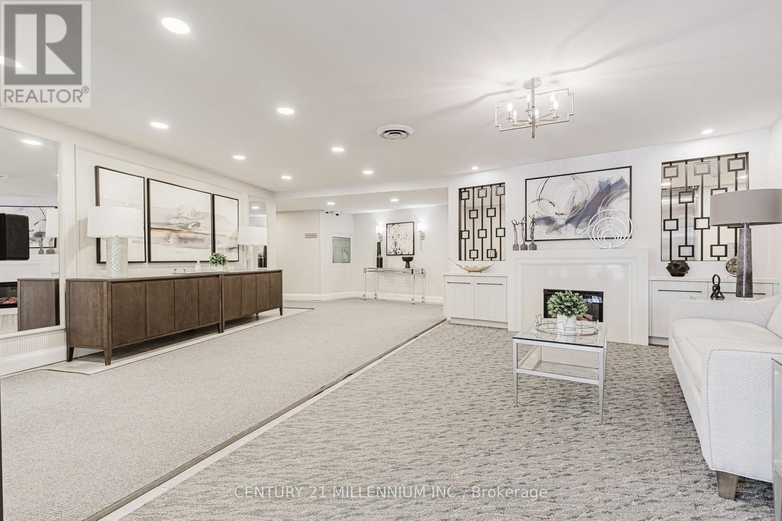 Photo 2 of 210 1230 Marlborough Court, Oakville ON