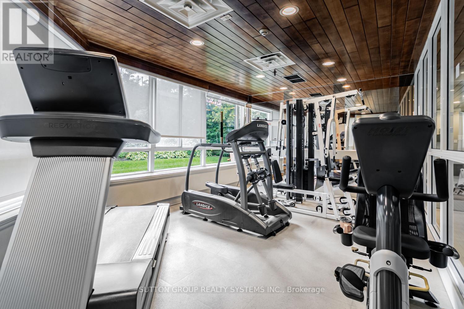 Photo 30 of 619 1001 Cedarglen Gate, Mississauga ON