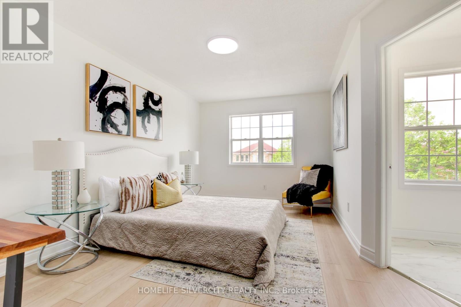 Photo 20 of 31 Garibaldi Drive, Brampton ON