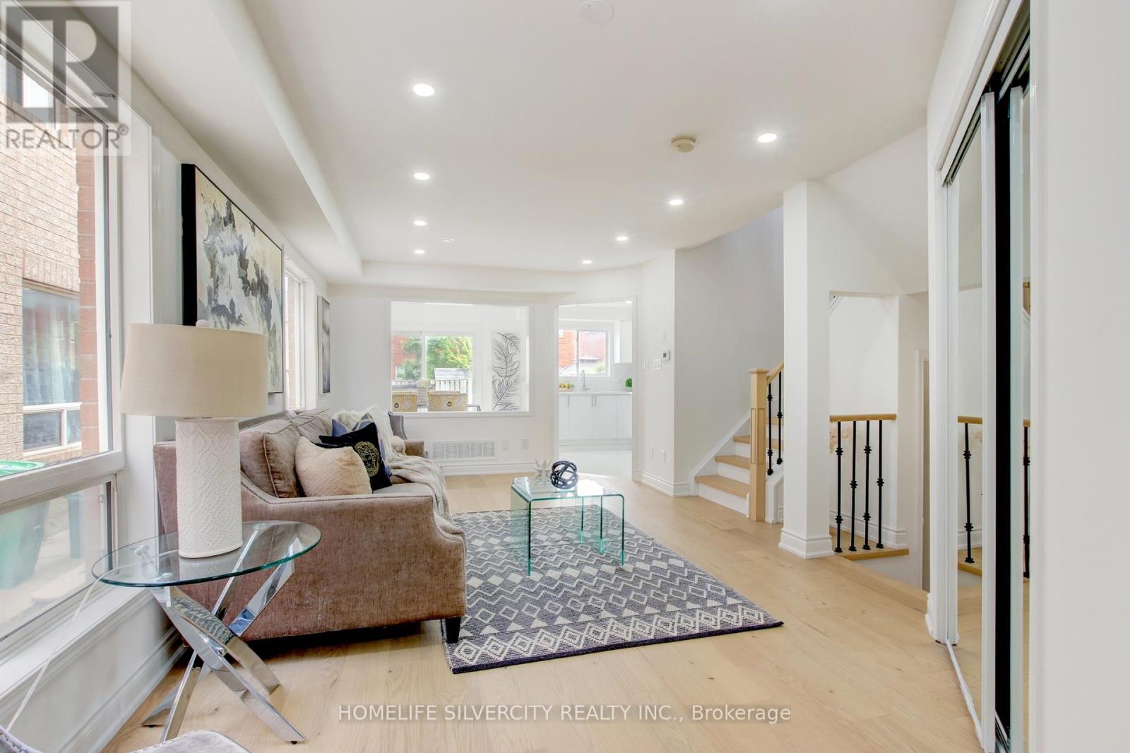 Photo 31 of 31 Garibaldi Drive, Brampton ON