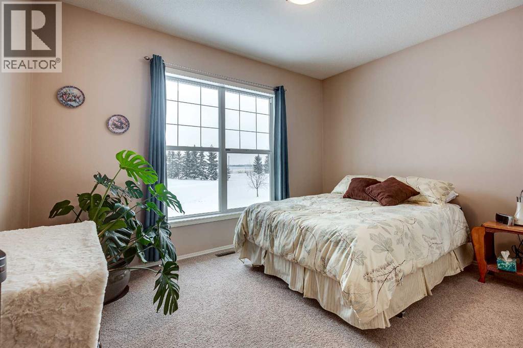 26518 Township Road 402, Rural Lacombe County