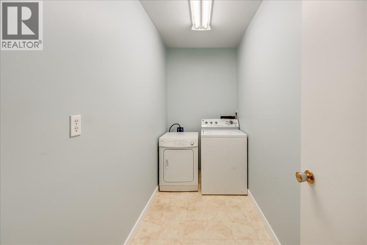 708 10TH Street, Castlegar
