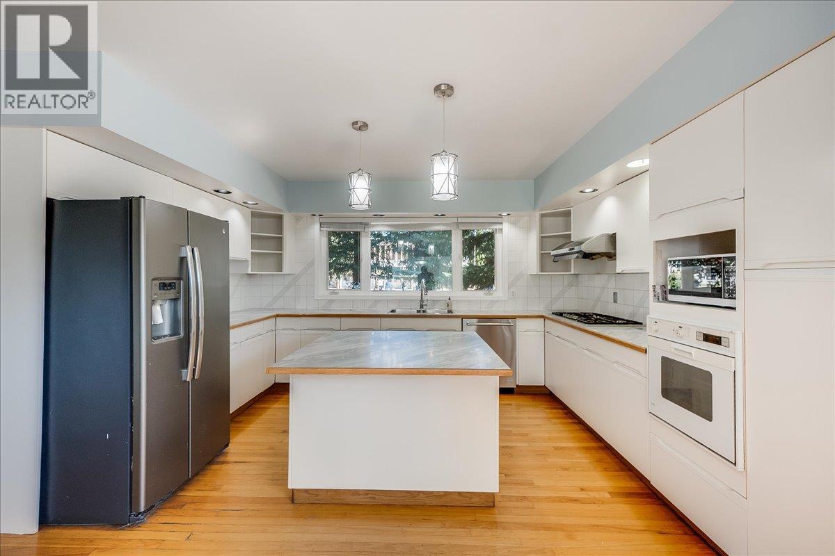 708 10TH Street, Castlegar