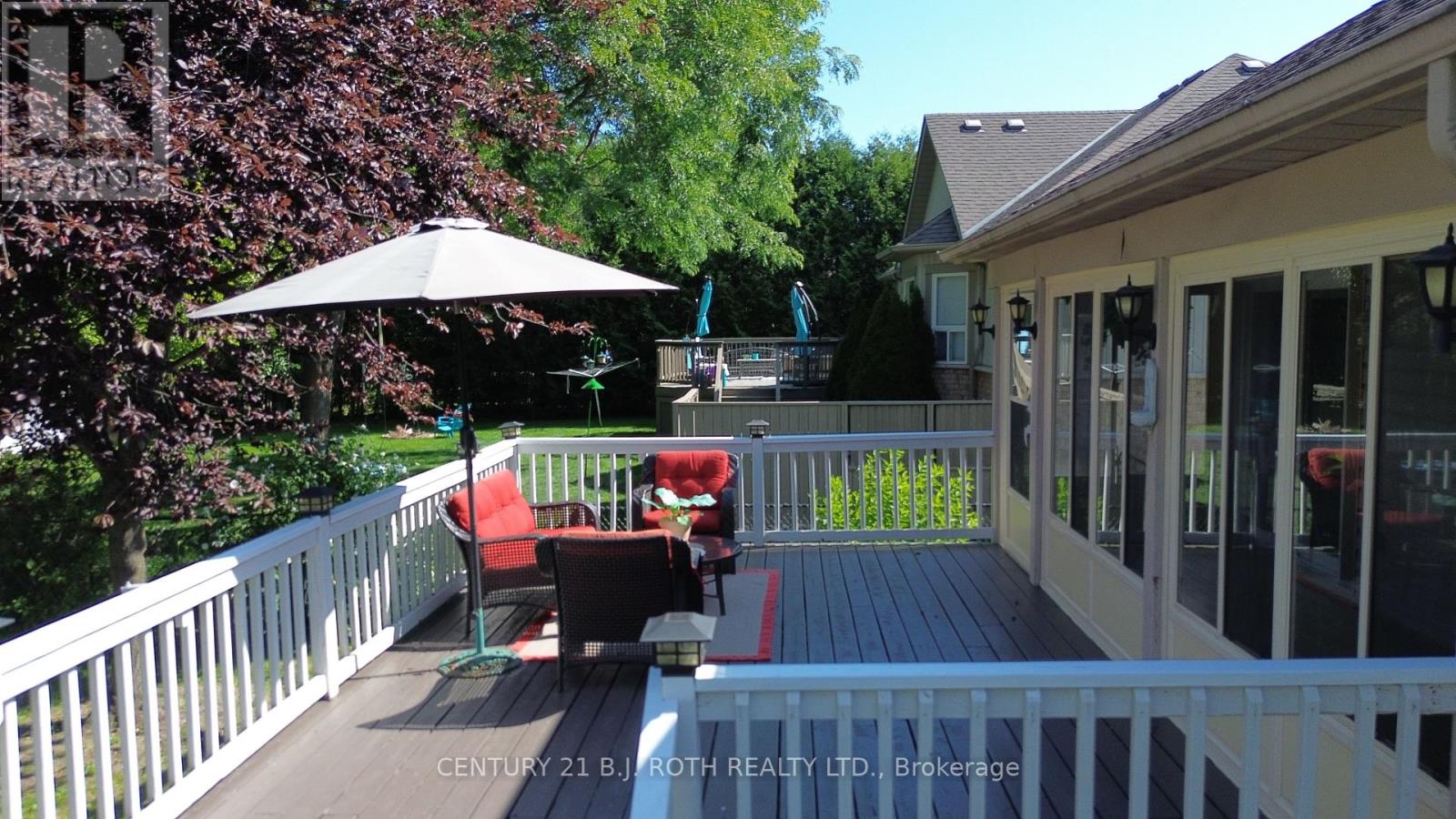 Photo 31 of 7 Trailwood Place, Wasaga Beach ON