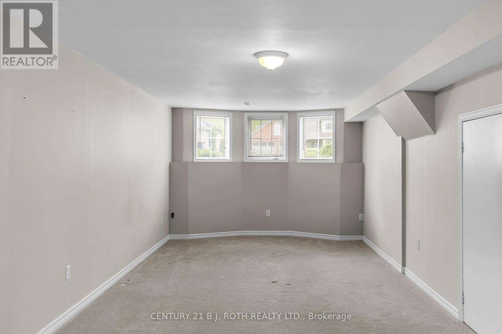 Photo 22 of 7 Trailwood Place, Wasaga Beach ON