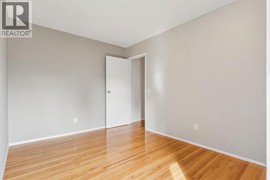 Photo 25 of 8 11407 Braniff Road Sw, Calgary AB
