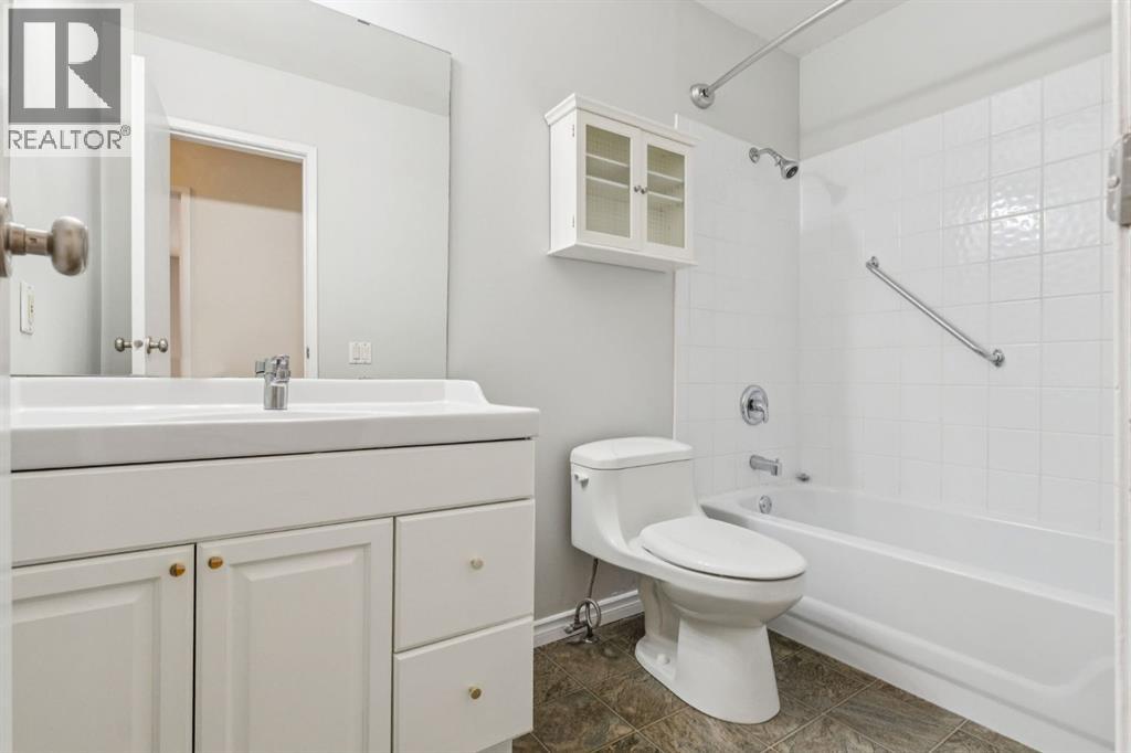 Photo 26 of 8 11407 Braniff Road Sw, Calgary AB