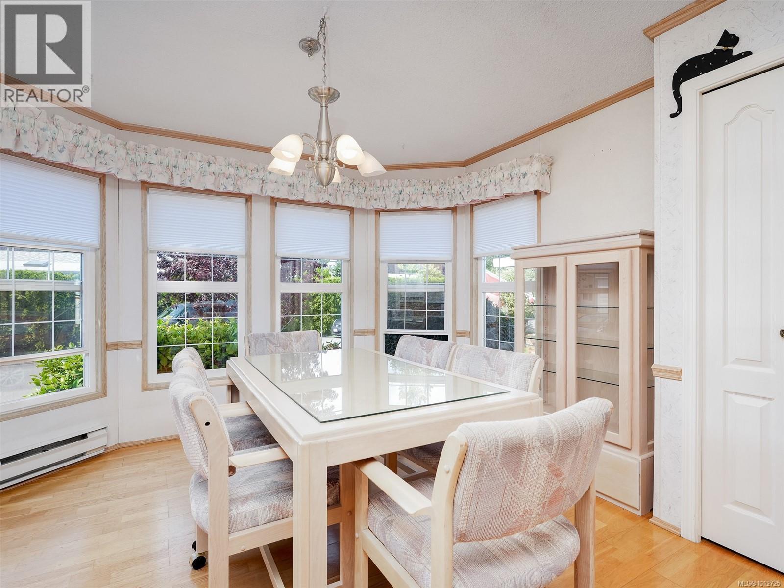 24 7401 Central Saanich Rd, Central Saanich