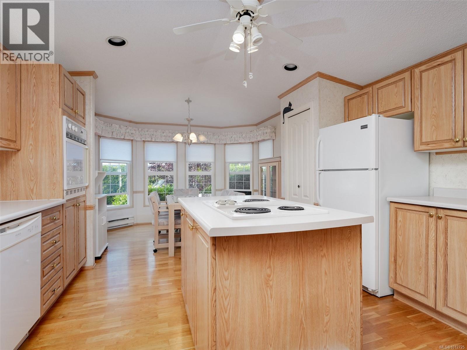 24 7401 Central Saanich Rd, Central Saanich