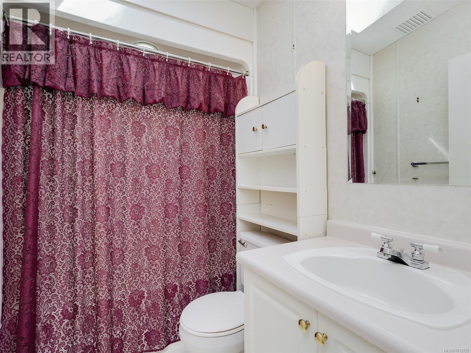 24 7401 Central Saanich Rd, Central Saanich