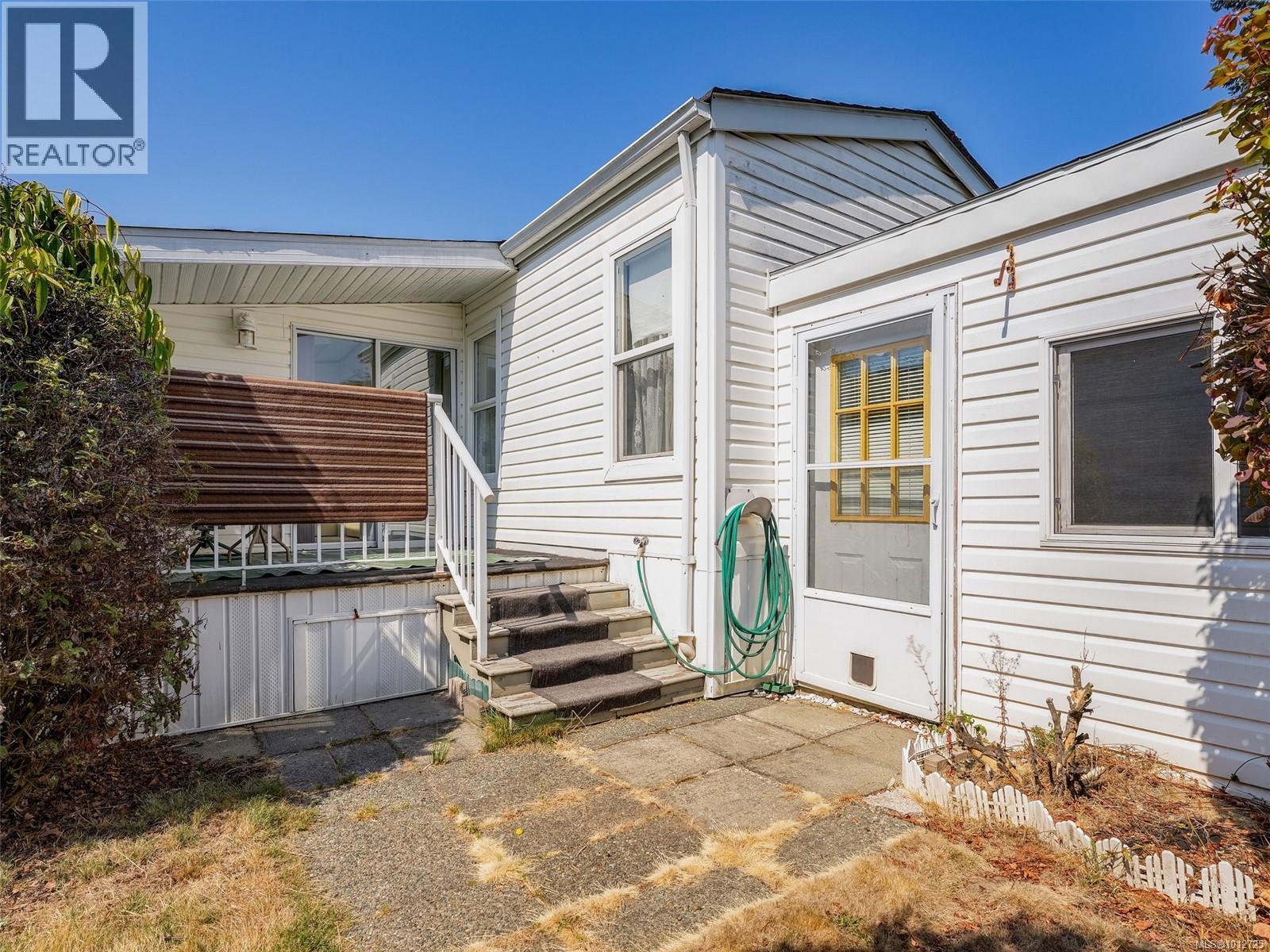 24 7401 Central Saanich Rd, Central Saanich