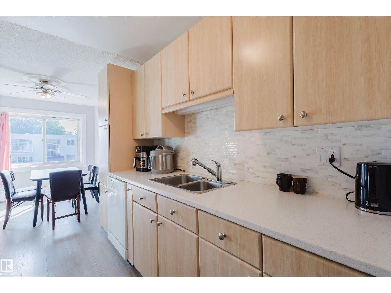 Photo 16 of 307 11415 41 Av Nw, Edmonton AB