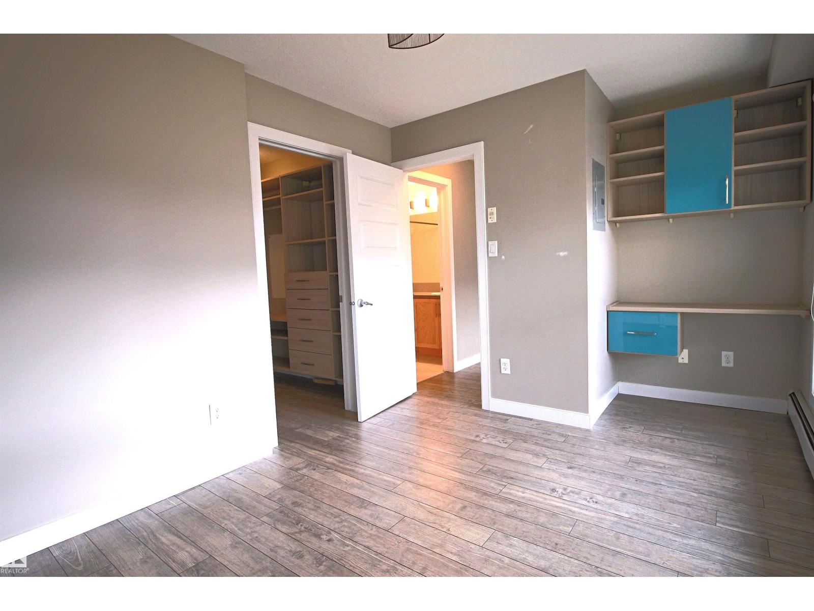 Photo 14 of 101 8515 99 St Nw, Edmonton AB