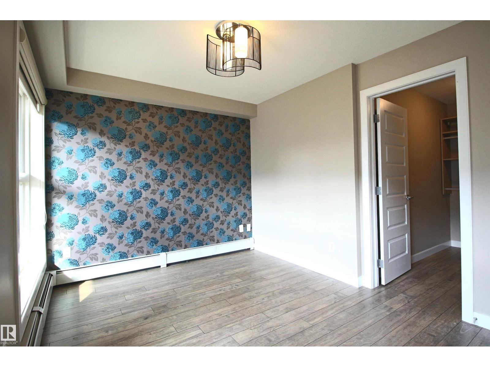 Photo 16 of 101 8515 99 St Nw, Edmonton AB