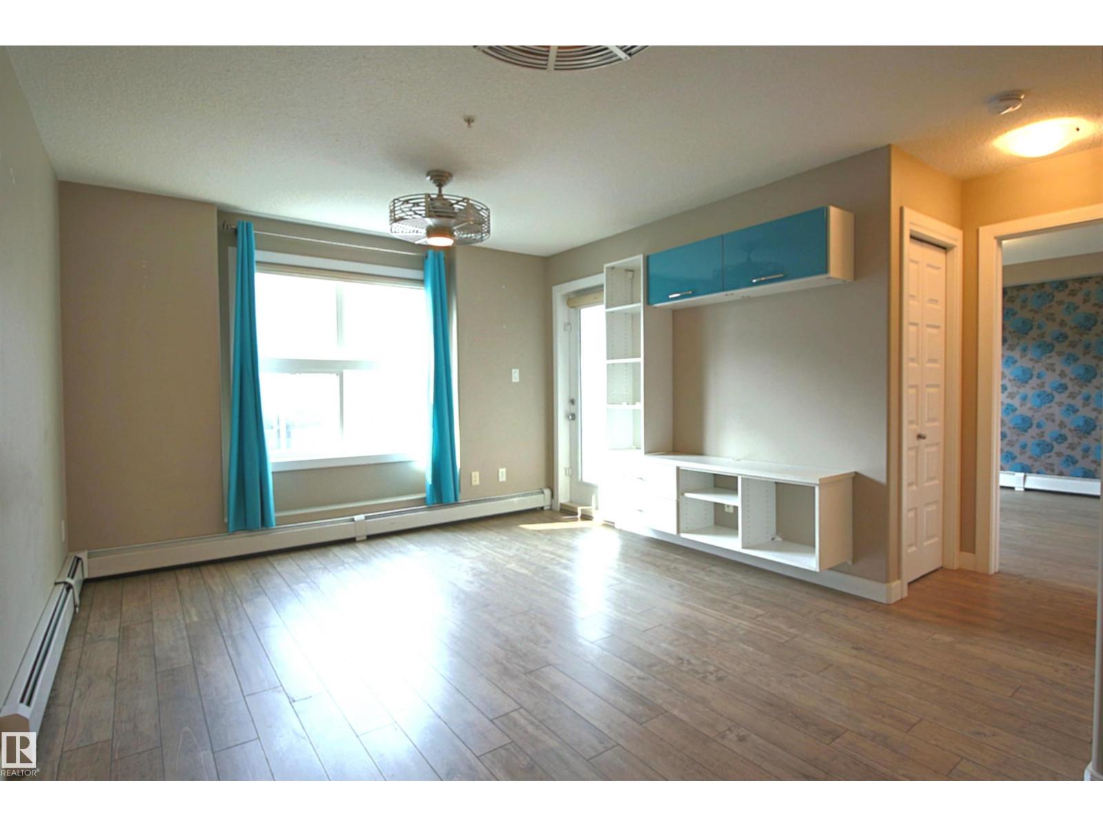Photo 9 of 101 8515 99 St Nw, Edmonton AB