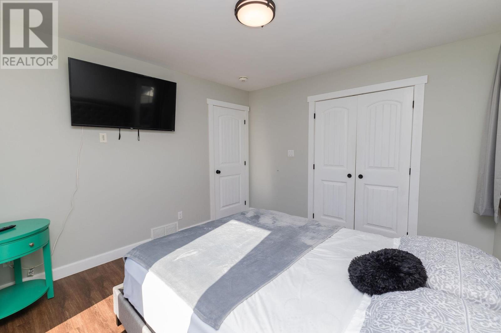 Photo 17 of 4105 Queen St E, Sault Ste Marie ON