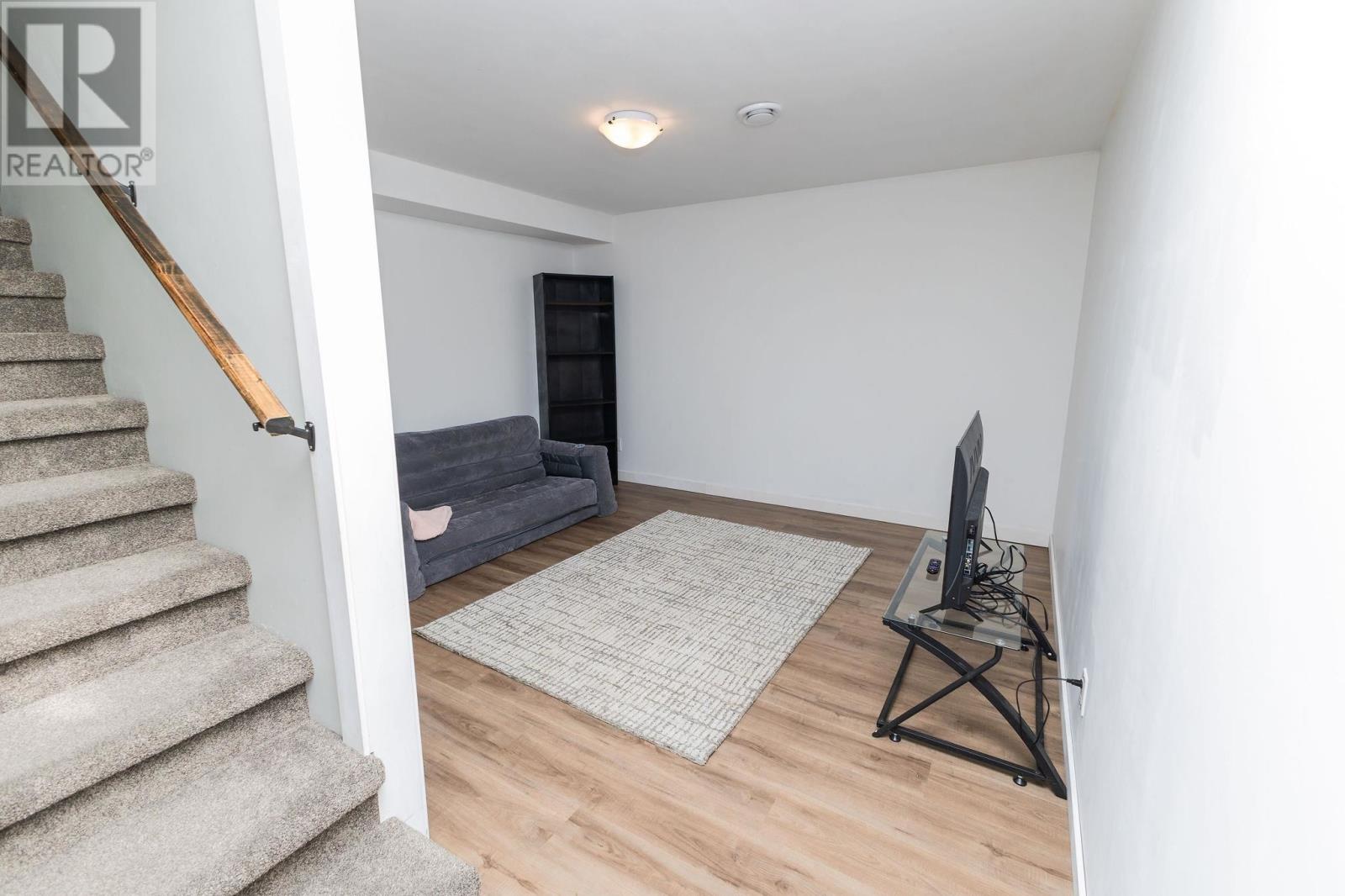 Photo 25 of 4105 Queen St E, Sault Ste Marie ON