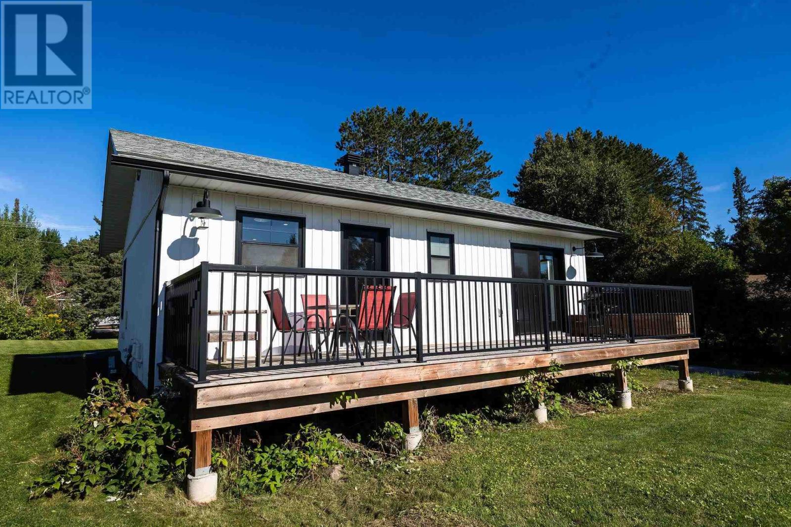 Photo 41 of 4105 Queen St E, Sault Ste Marie ON
