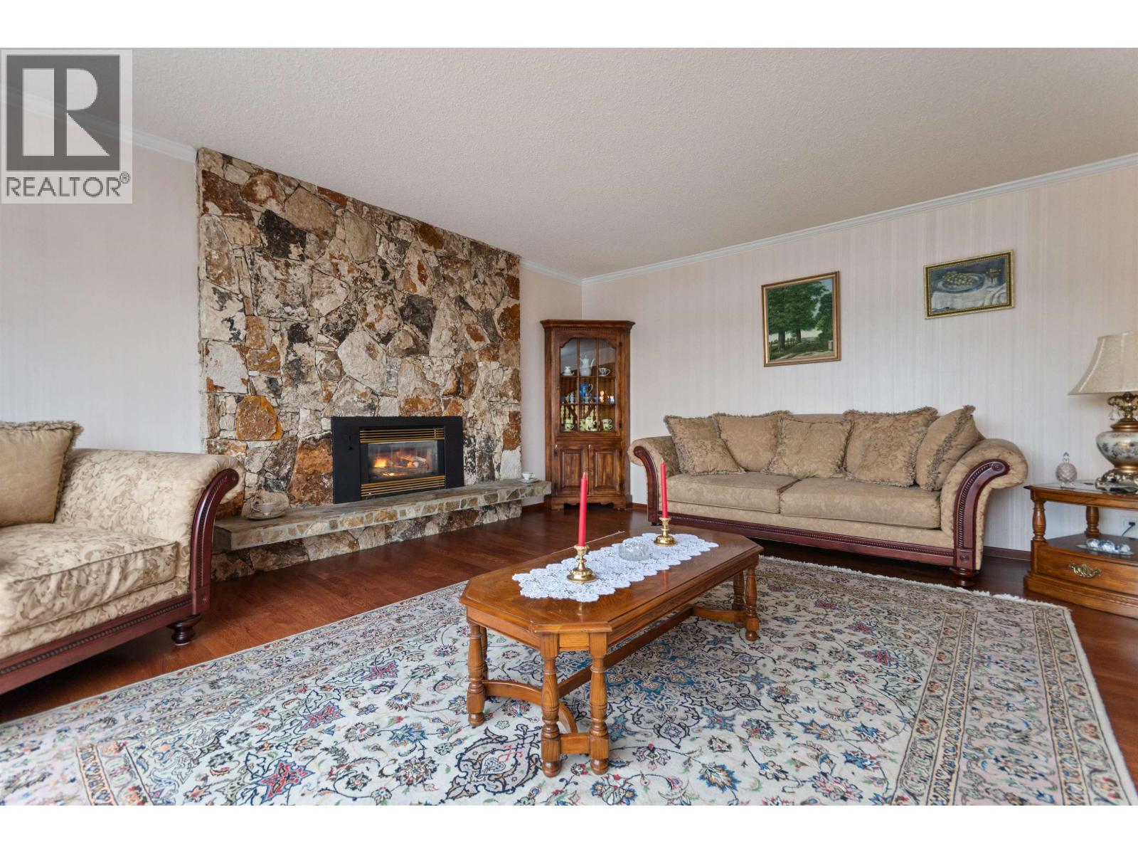 Photo 6 of 3772 Dollarton Highway, North Vancouver BC