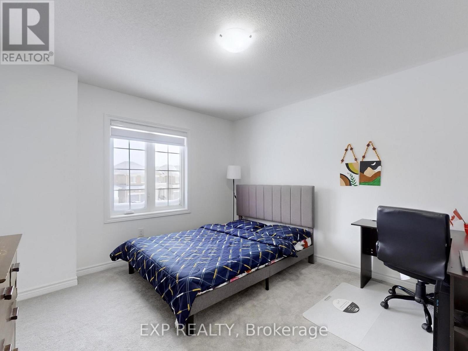 Photo 30 of 32 Doc Lougheed Avenue, Southgate ON