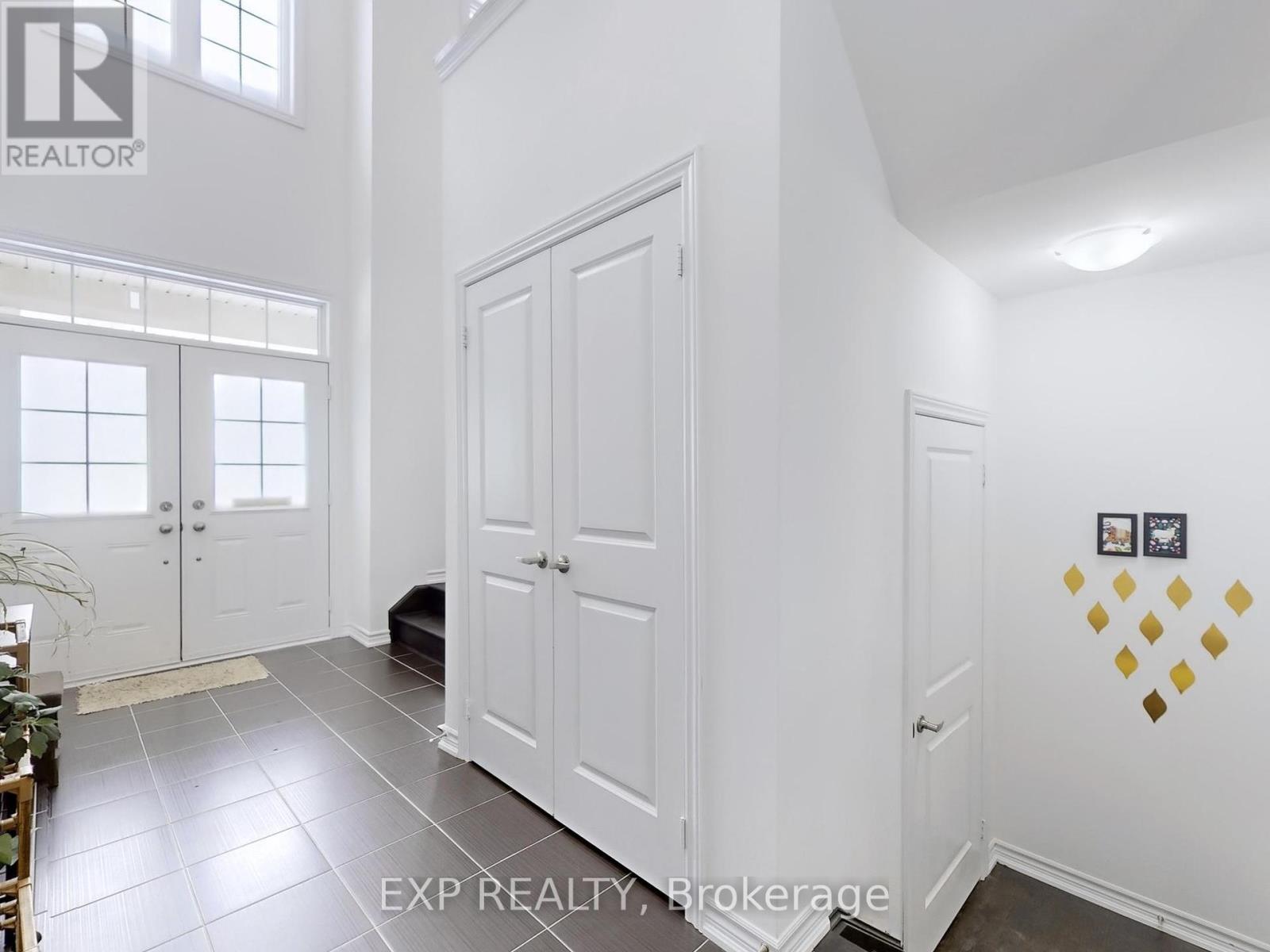 Photo 40 of 32 Doc Lougheed Avenue, Southgate ON