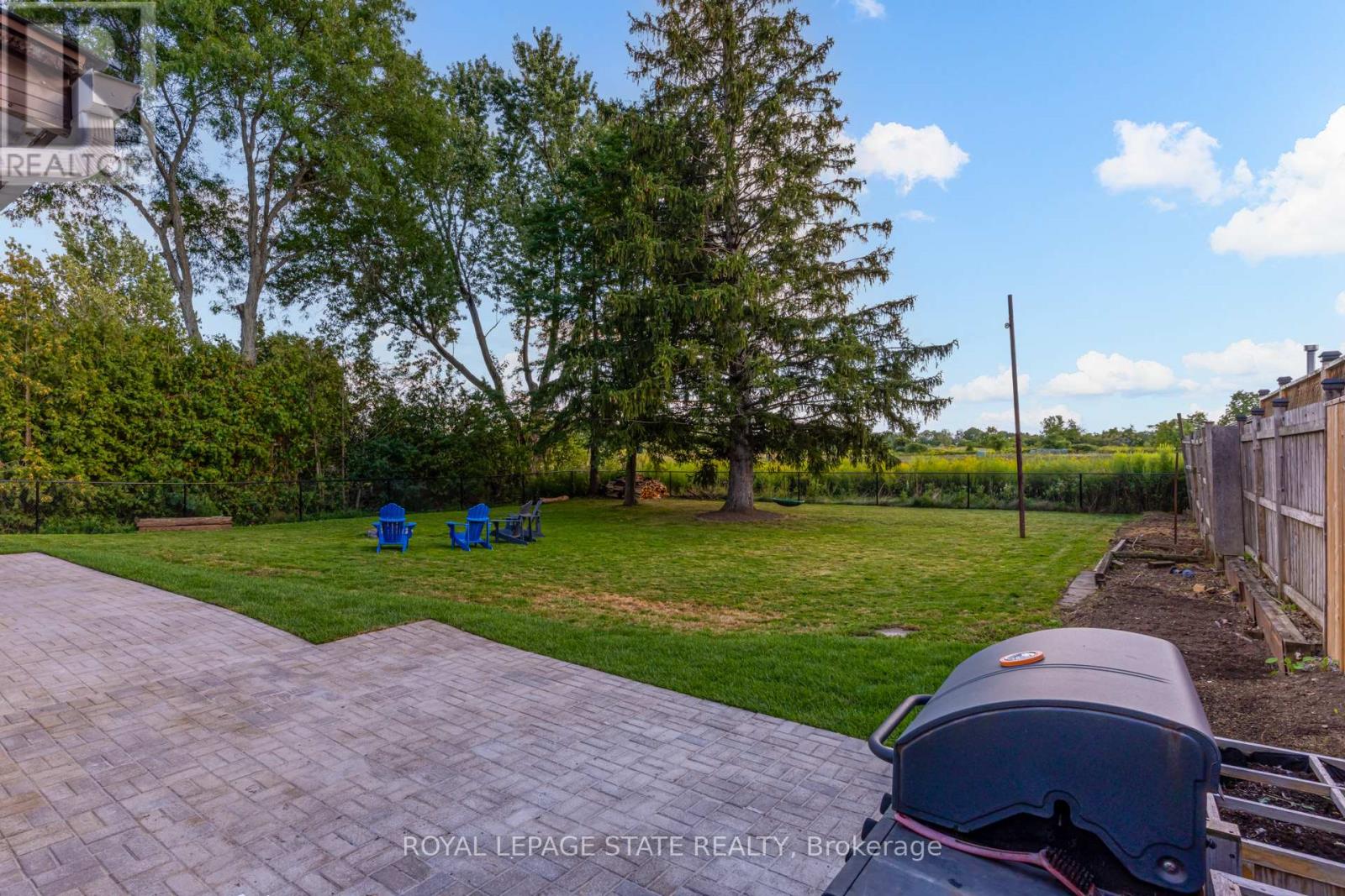 Photo 44 of 6461 Dickenson Road E, Hamilton ON