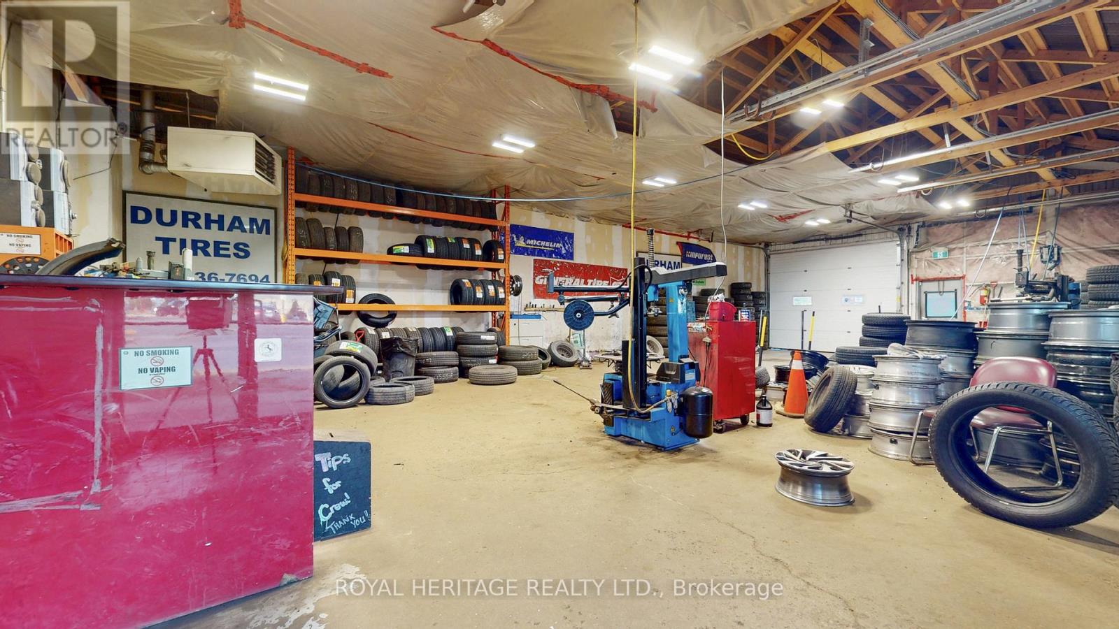 Photo 10 of 491 Ritson Road S, Oshawa ON