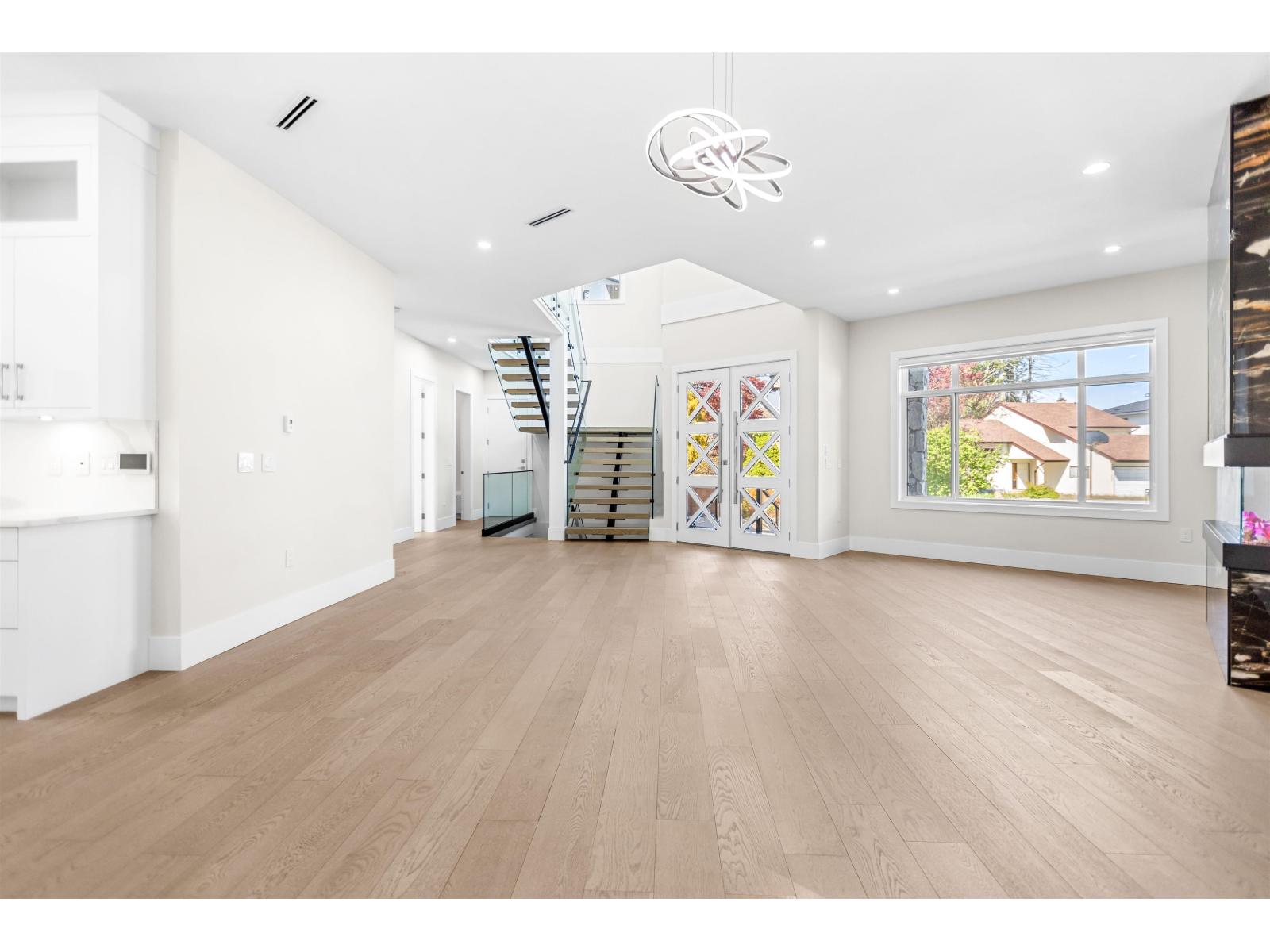 Photo 3 of 11668 95 A Avenue, Delta BC