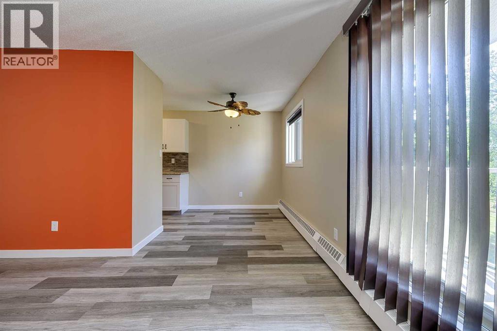 41 Bennett, Red Deer
