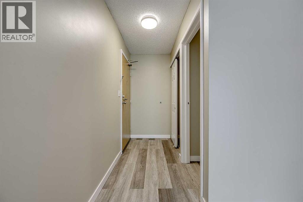 41 Bennett, Red Deer