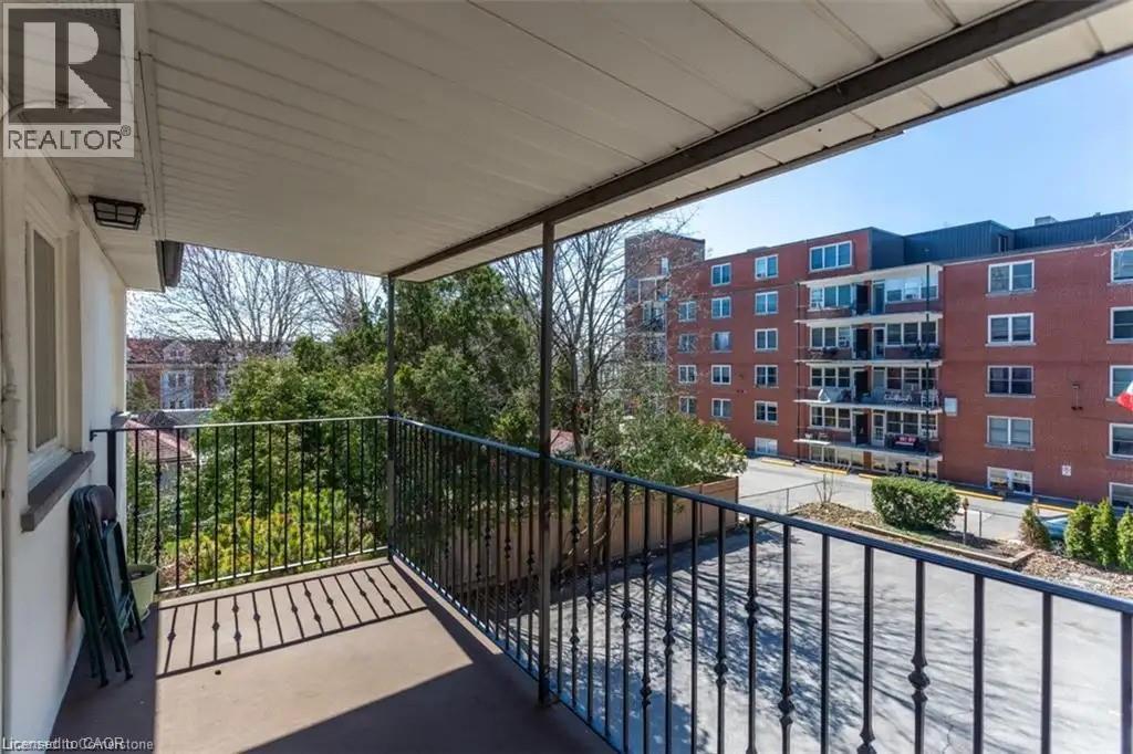 Photo 16 of 432 Burlington Avenue Unit 5, Burlington ON